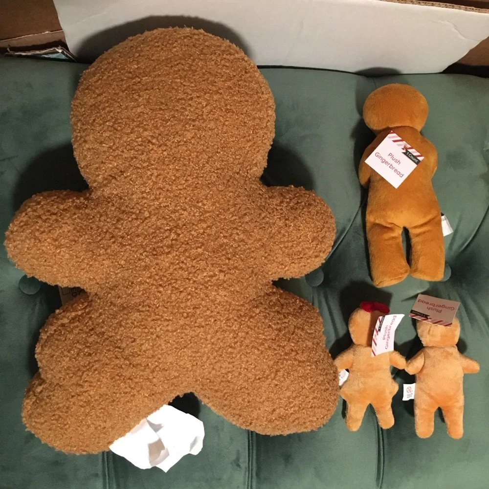 NWT Target Christmas Gingerbread Woman Boy Girl Pillow Bullseye's Playground Set